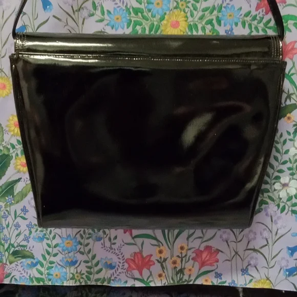 Salvatore Ferragamo Handbag - Picture 2 of 6